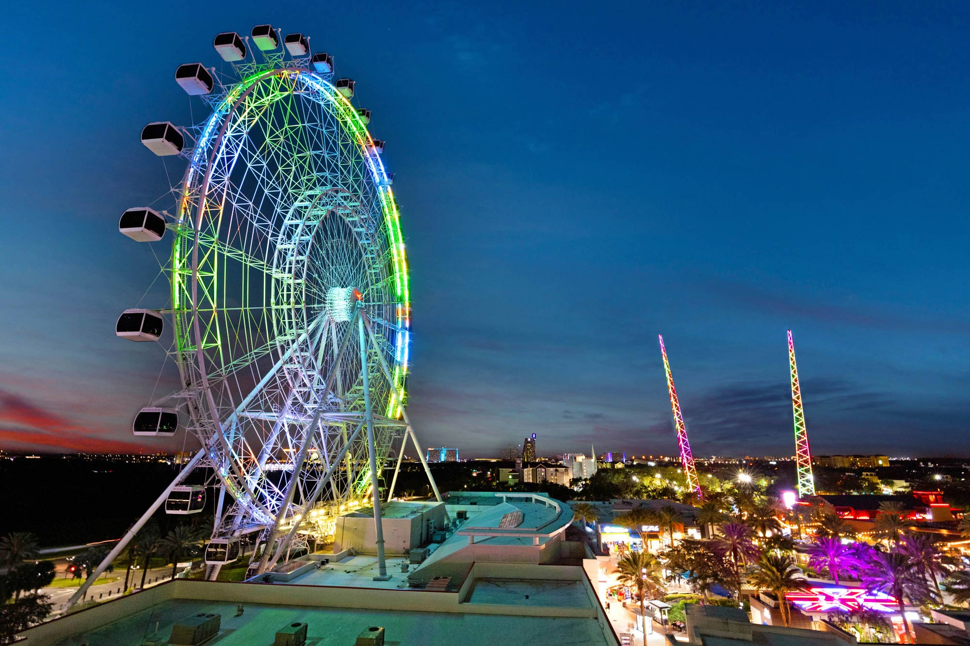 The Orlando Eye ferris wheel at night